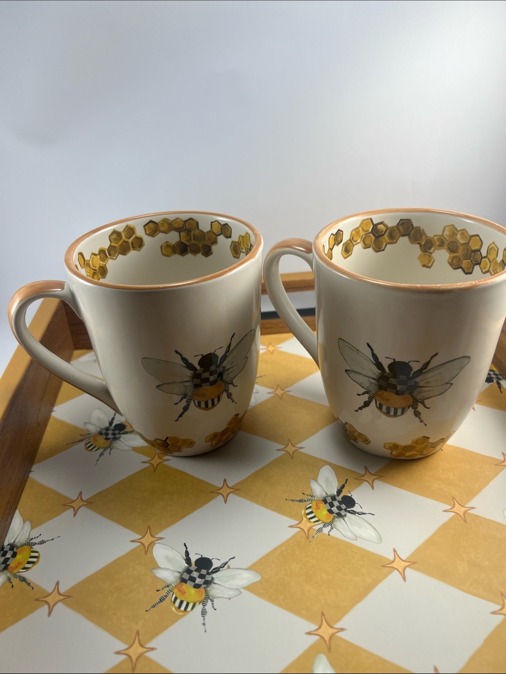 Bee Pattern Ceramic Mugs - Yellow and Cream * tray not included*